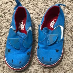 Shark vans boys size 7.5